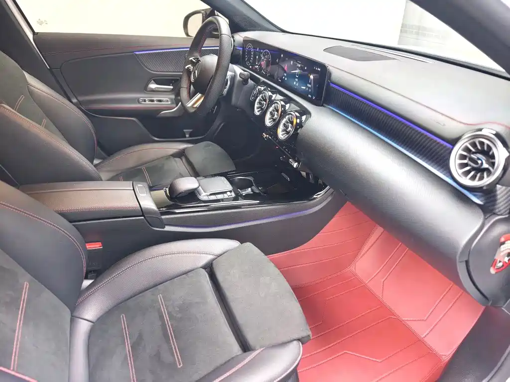 Mercedes-Benz A-Класс 2023