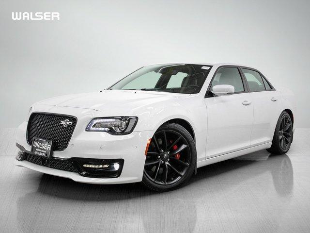 Chrysler 300 2023