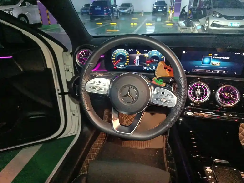 Mercedes-Benz A-Класс 2021