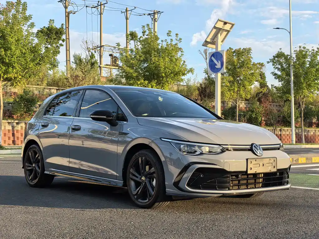 Volkswagen Golf 2022