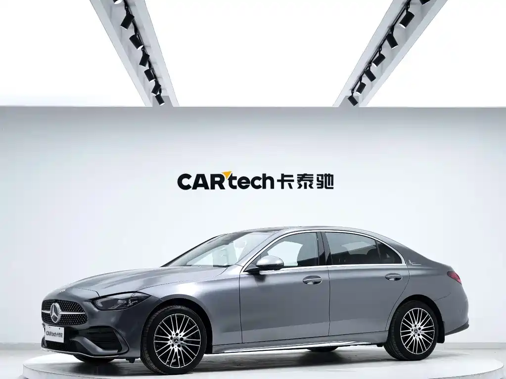 Mercedes-Benz C-Класс 2024