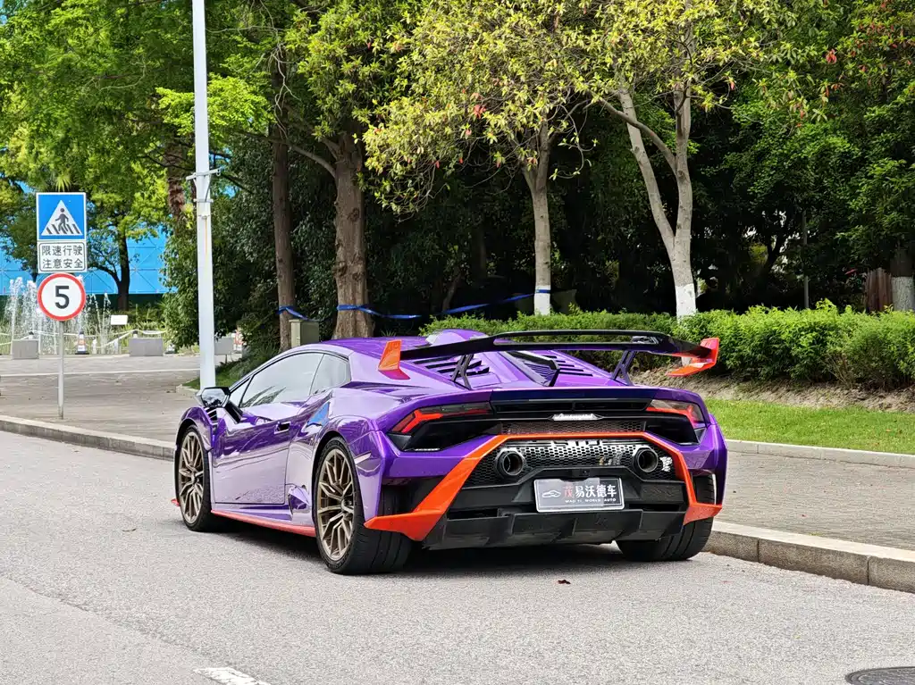 Lamborghini Huracán 2023