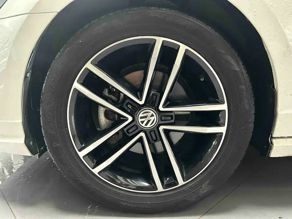Volkswagen Lamando 2021