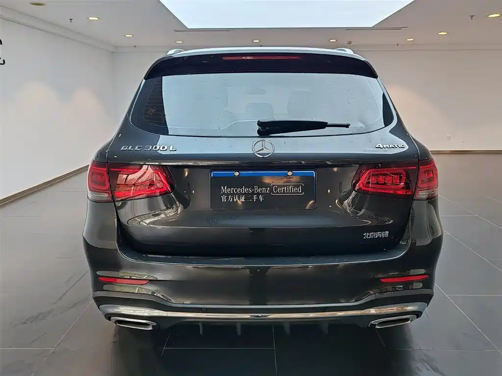 Mercedes-Benz GLC 2023