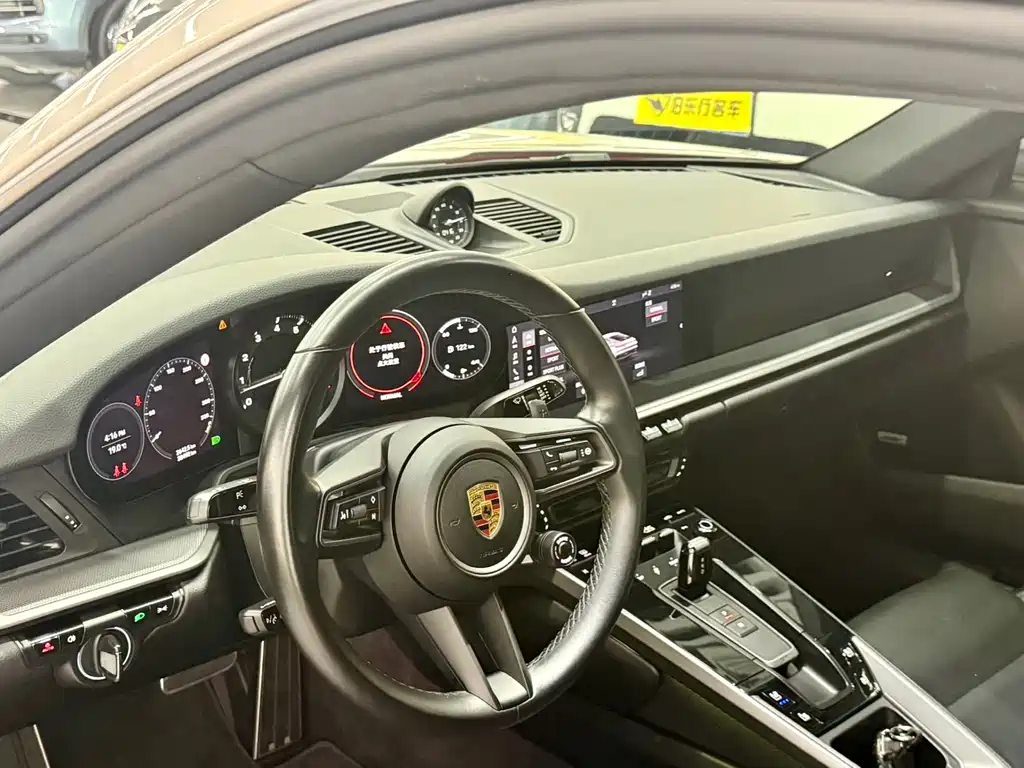Porsche 911 2021