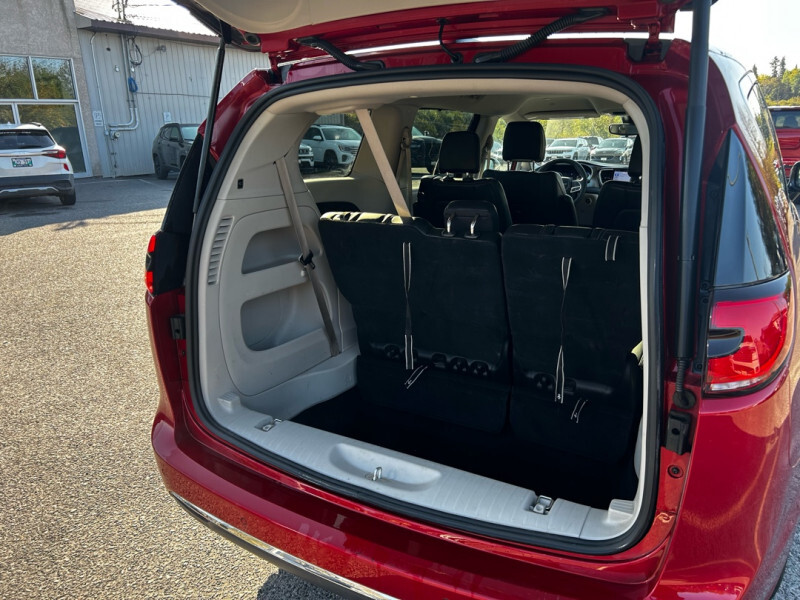 Chrysler Pacifica 2024