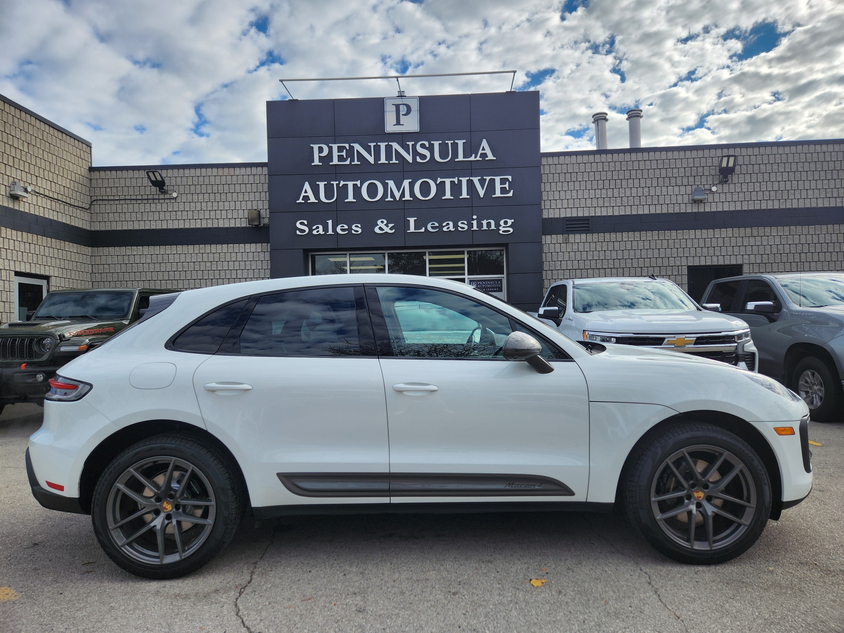 Porsche Macan 2024