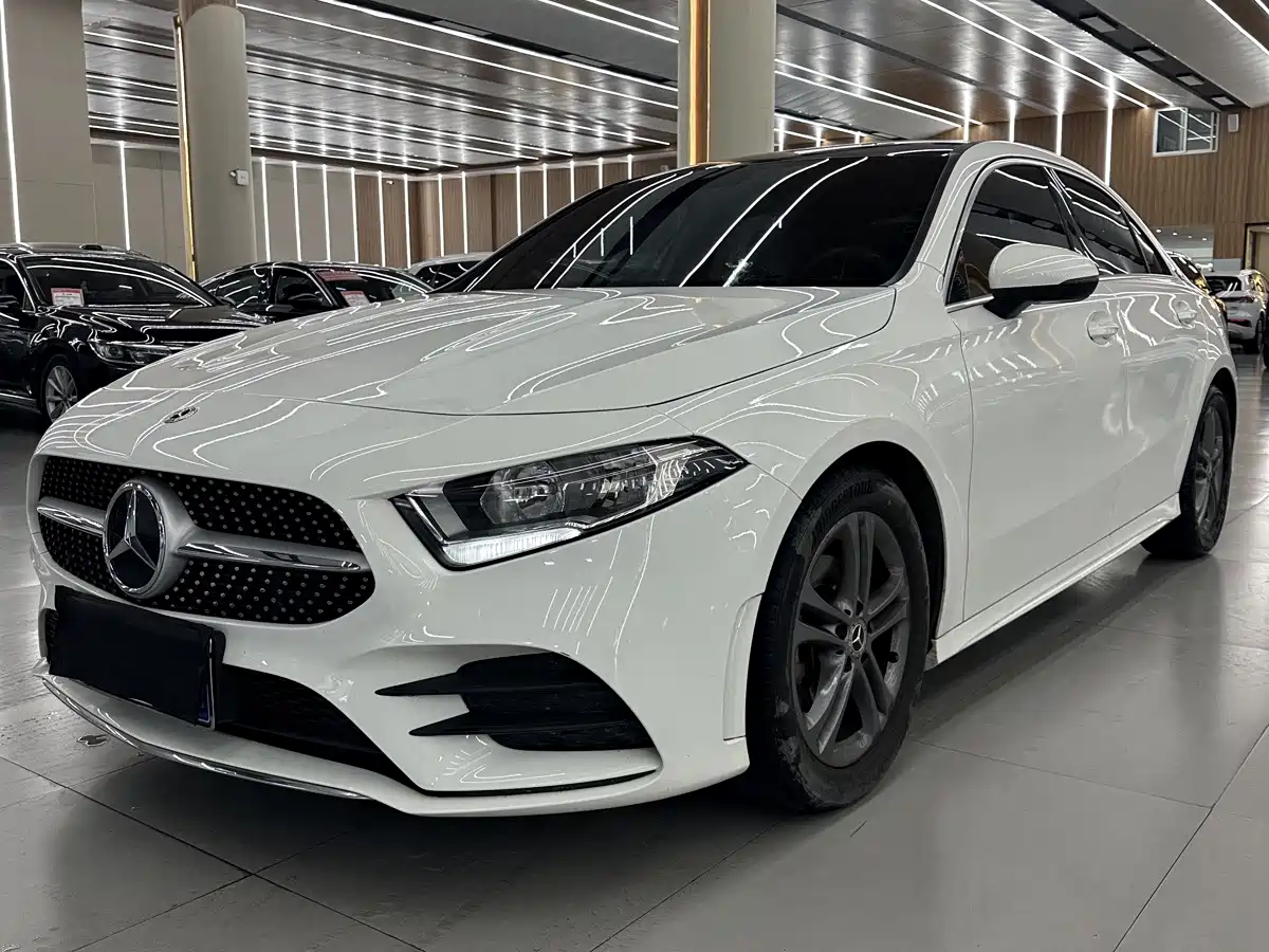 Mercedes-Benz A-Класс 2022