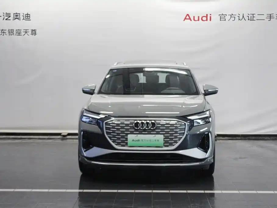 Audi Q4 e-tron 2025
