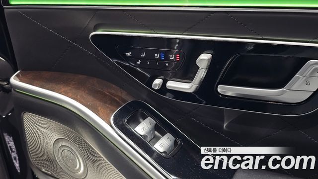 Mercedes-Benz S-Класс 2021