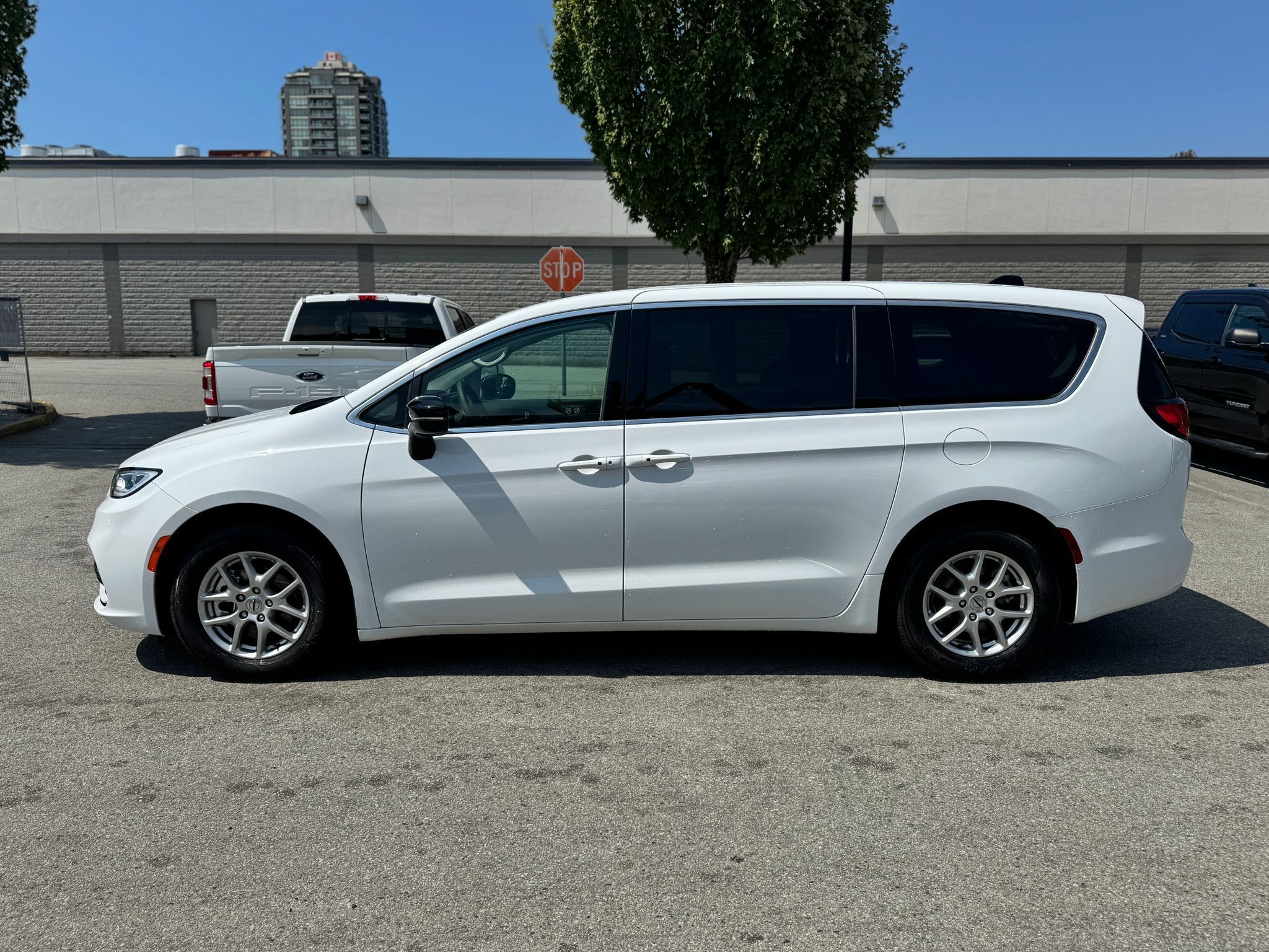 Chrysler Pacifica 2024