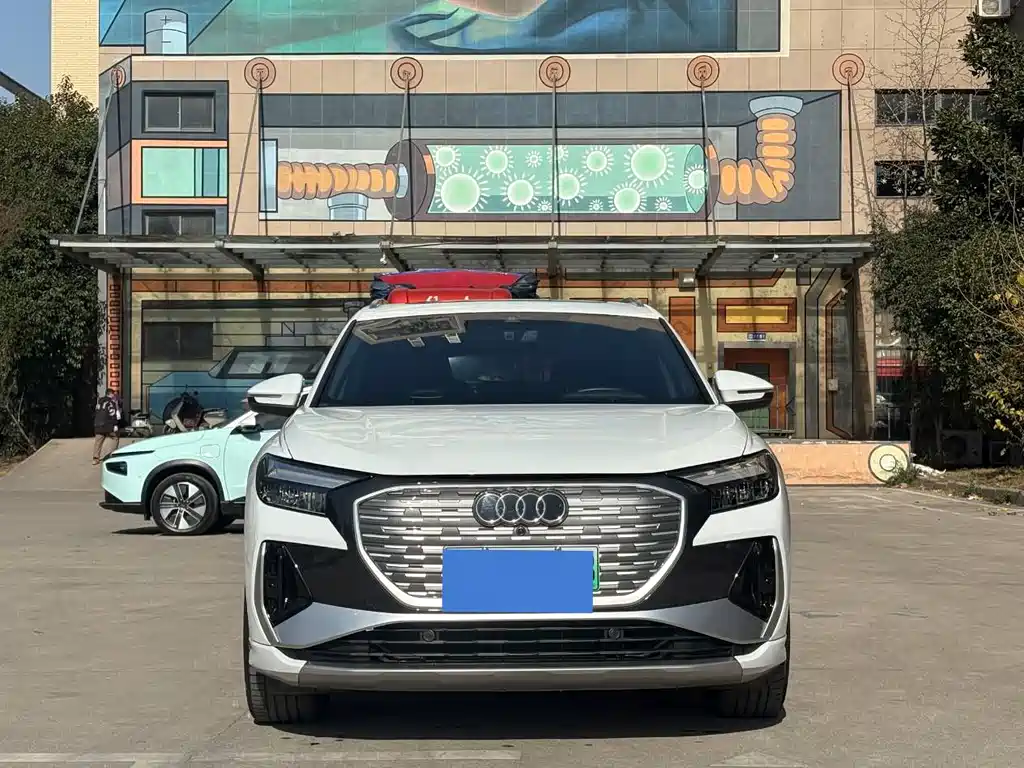 Audi Q4 e-tron 2022