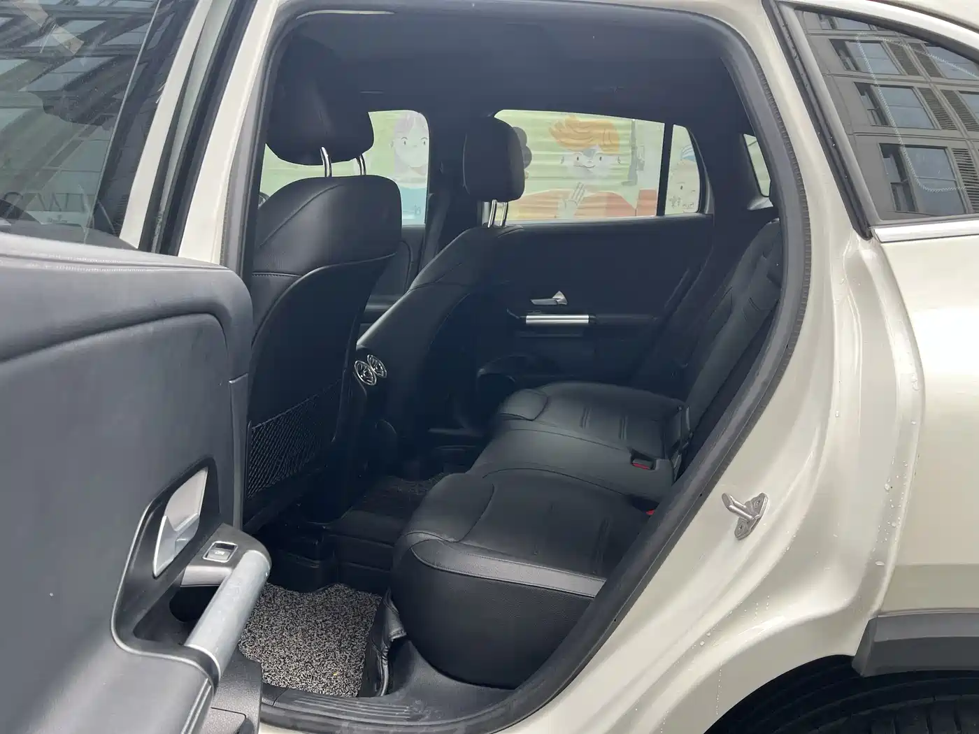 Mercedes-Benz GLA 2023