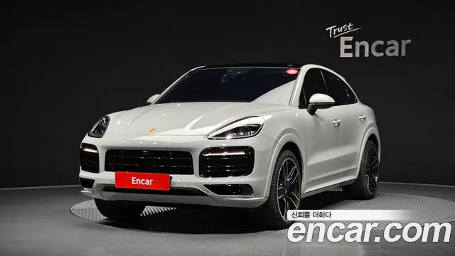 Porsche Cayenne 2022