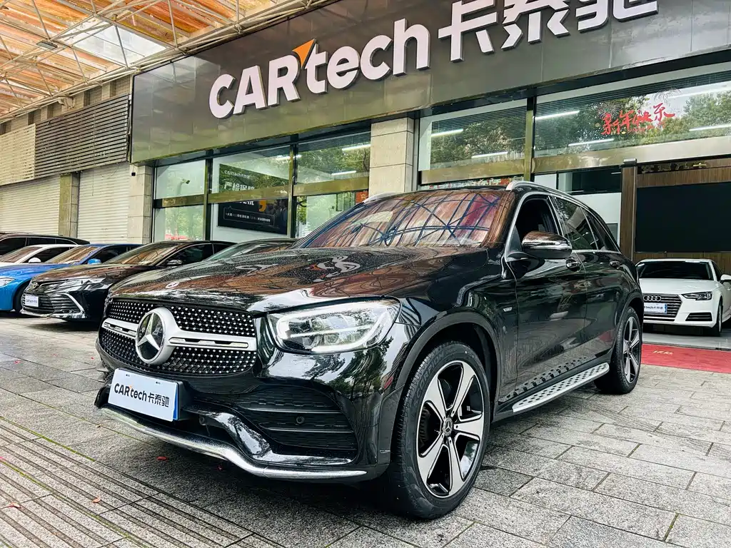 Mercedes-Benz GLC 2023