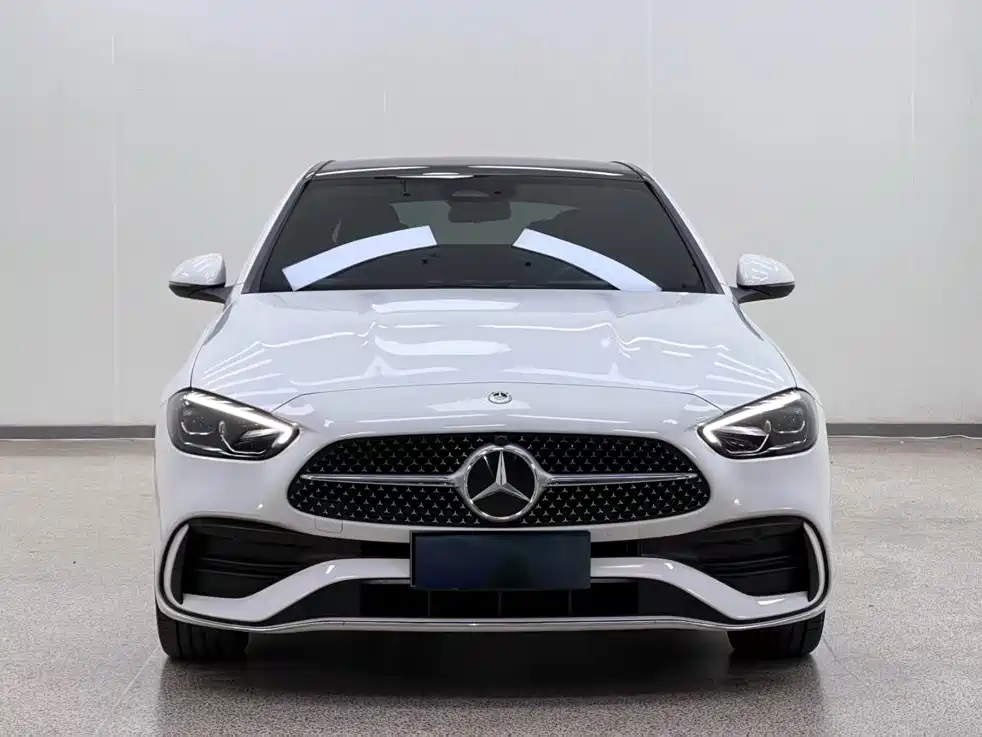 Mercedes-Benz C-Класс 2023