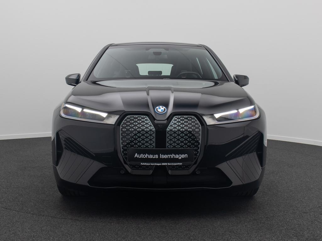BMW iX 2023