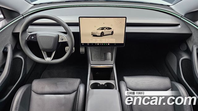Tesla Model 3 2024