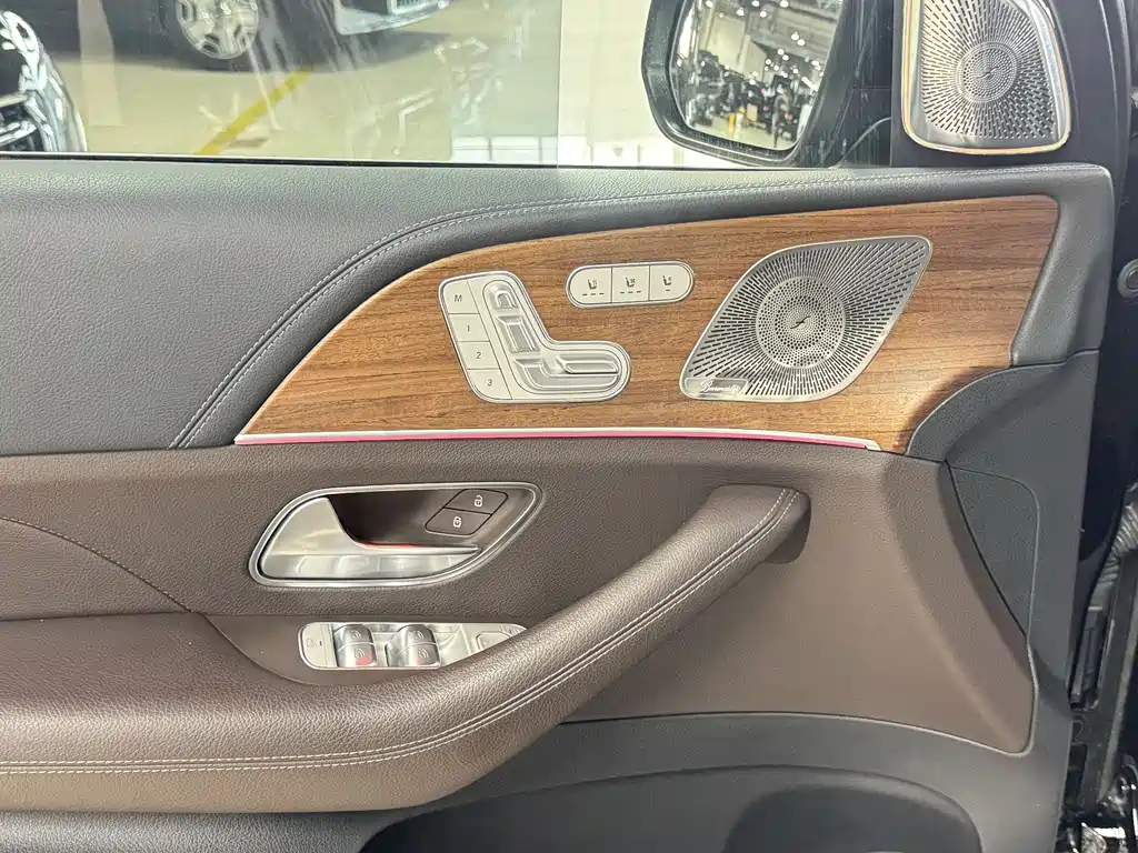 Mercedes-Benz GLS 2021