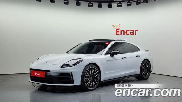 Porsche Panamera 2024