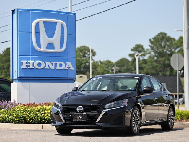 Nissan Altima 2025