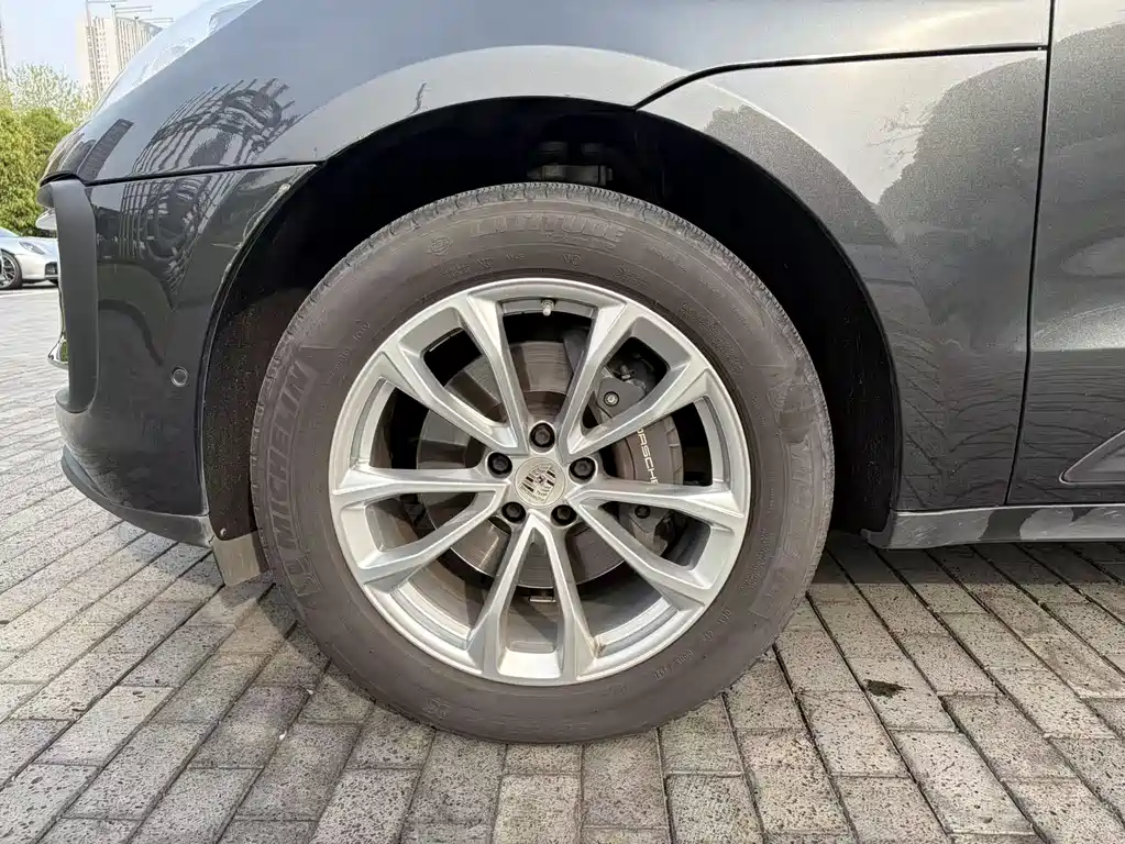 Porsche Macan 2022