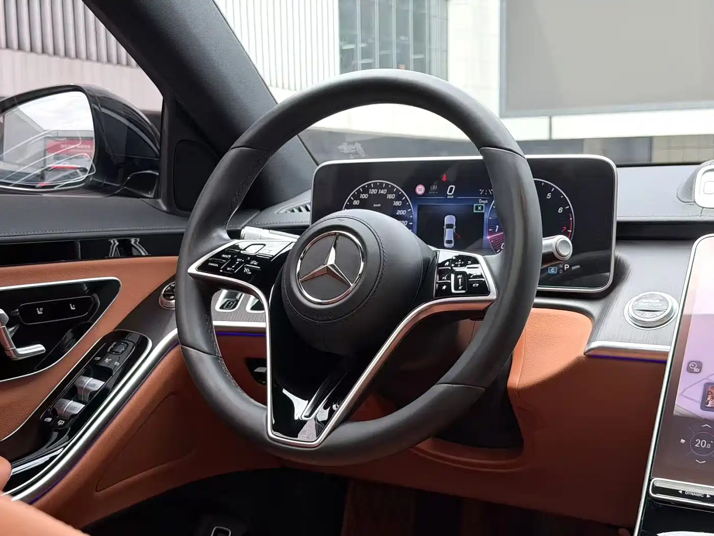 Mercedes-Benz S-Класс 2024