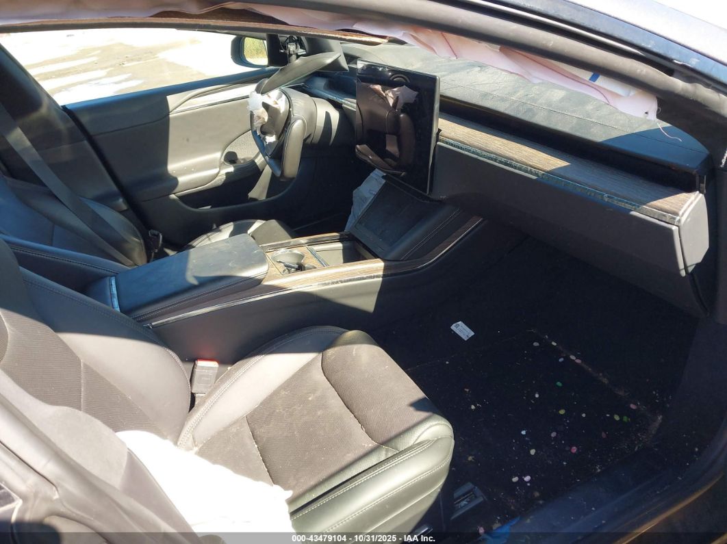 Tesla Model S 2021