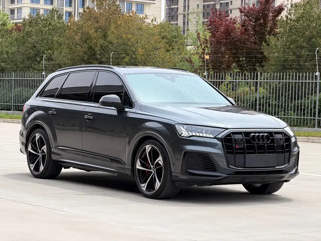 Audi SQ7 2024