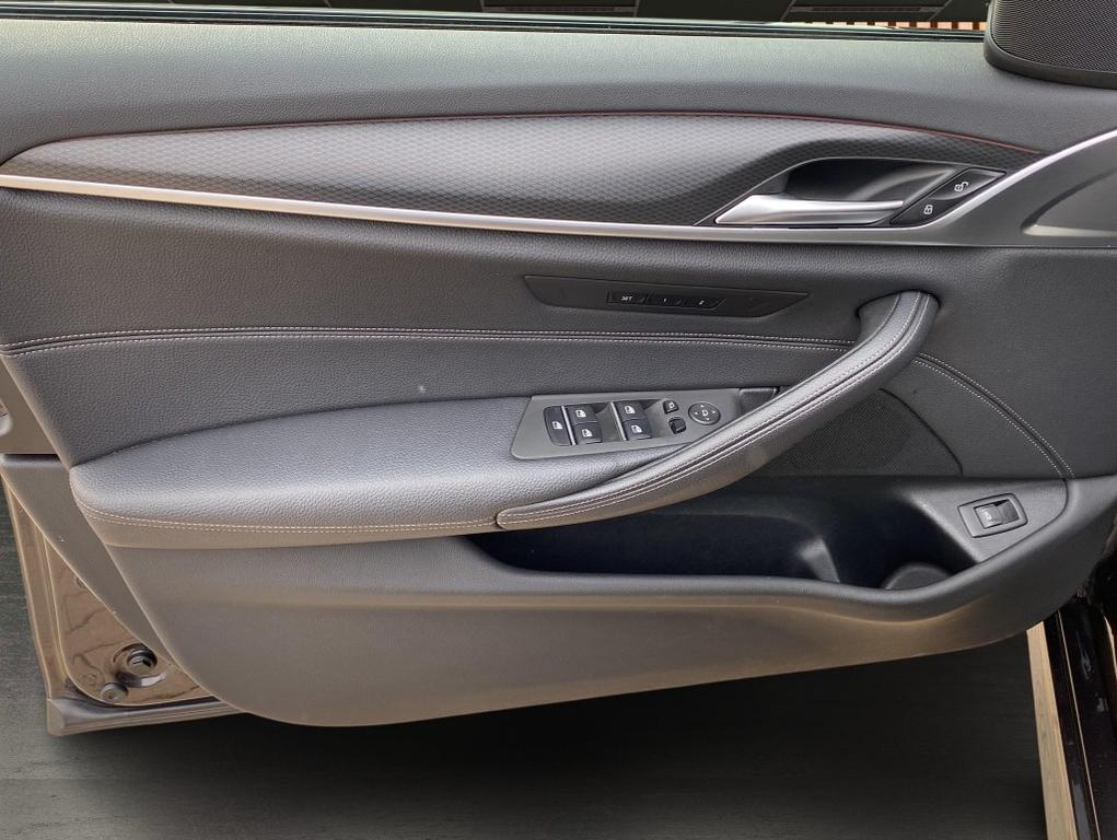 BMW 530 2023