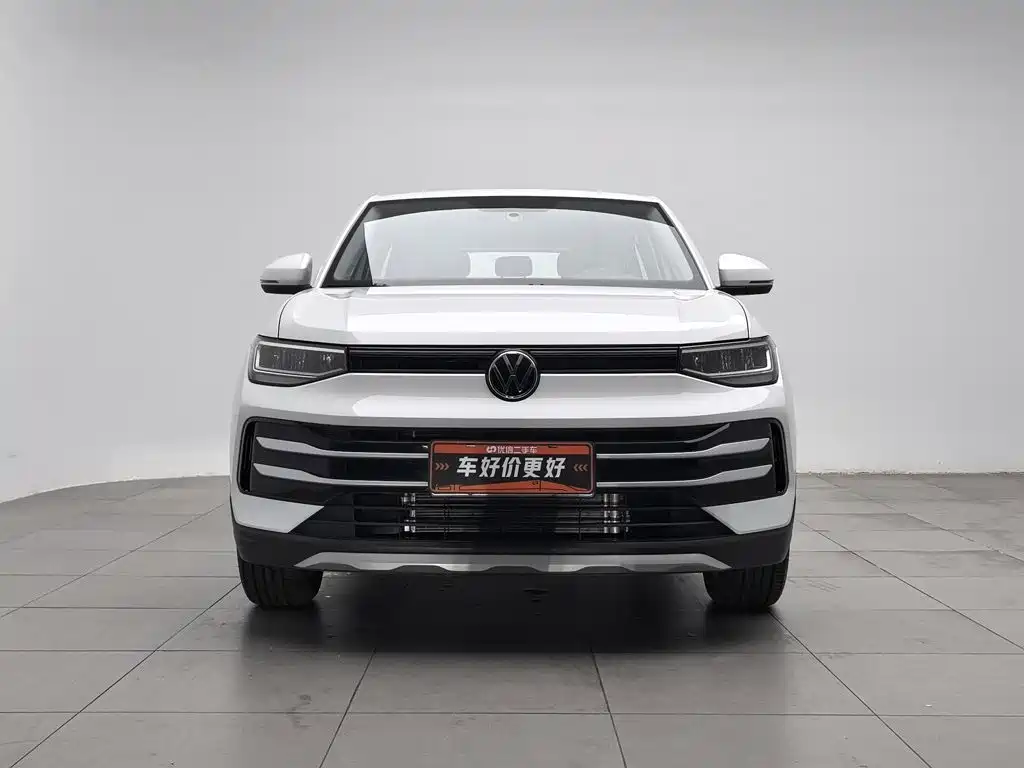 Volkswagen Tharu 2025