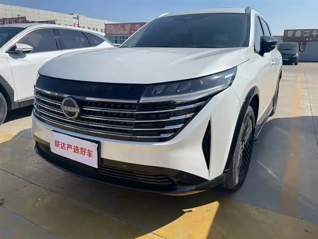 Nissan Pathfinder 2024