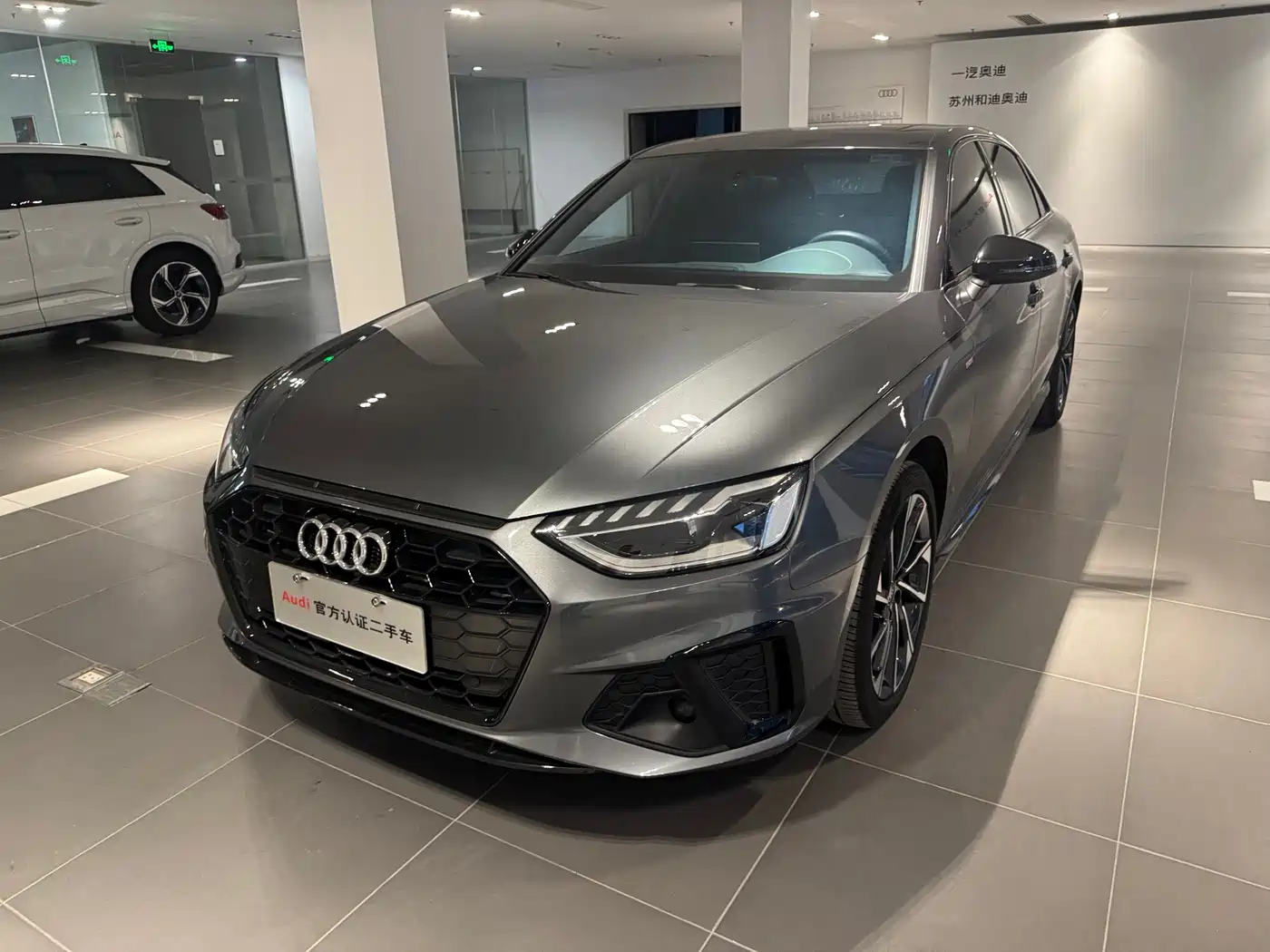 Audi A4 2023