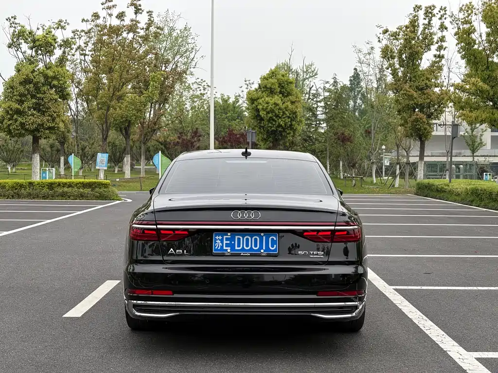 Audi A8 2023