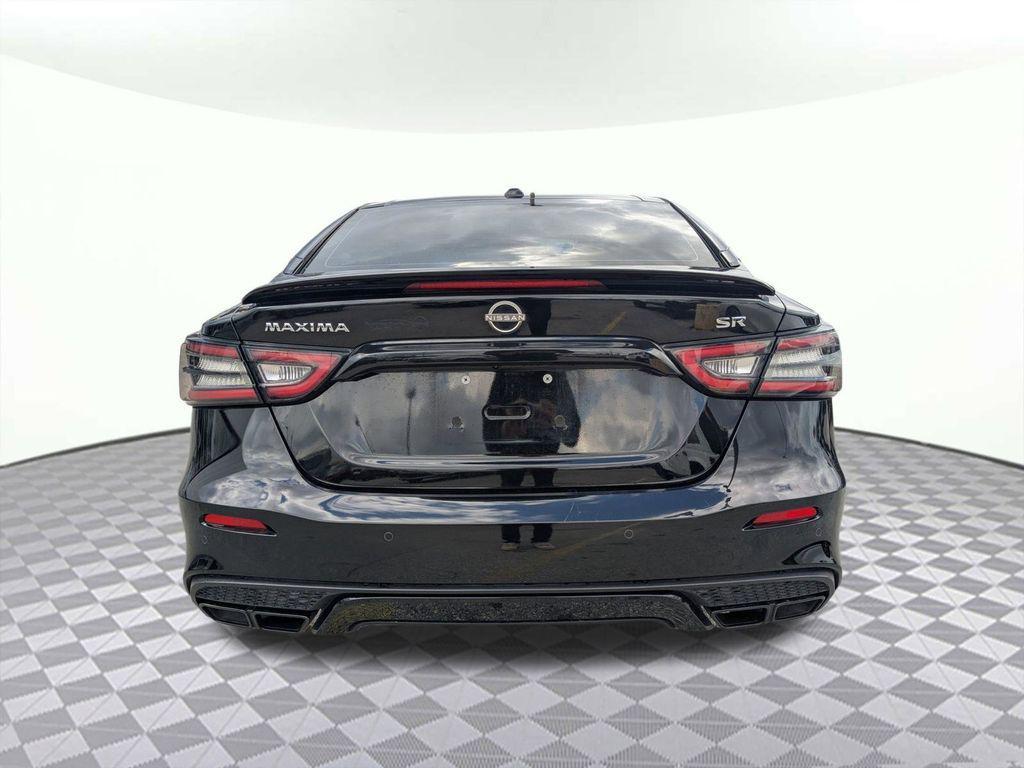 Nissan Maxima 2023