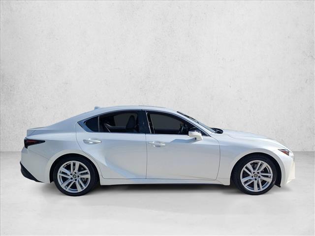 Lexus IS 300 2024