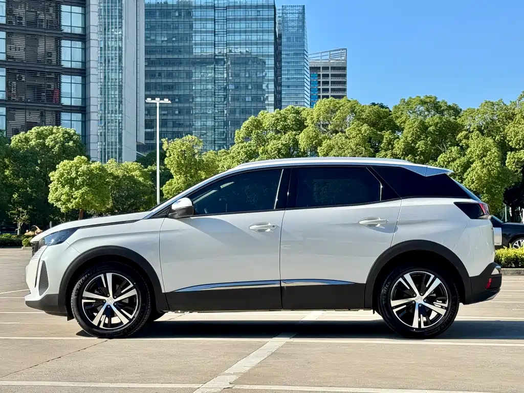 Peugeot 4008 2022