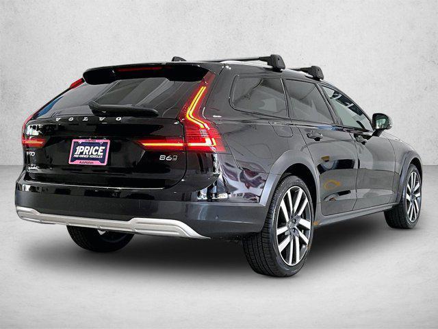 Volvo V90 Cross Country 2025