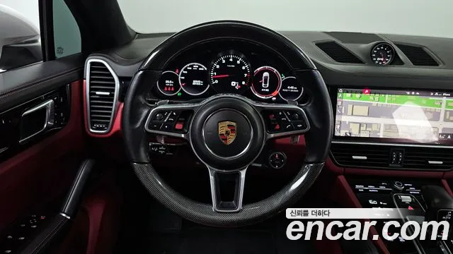 Porsche Cayenne 2021