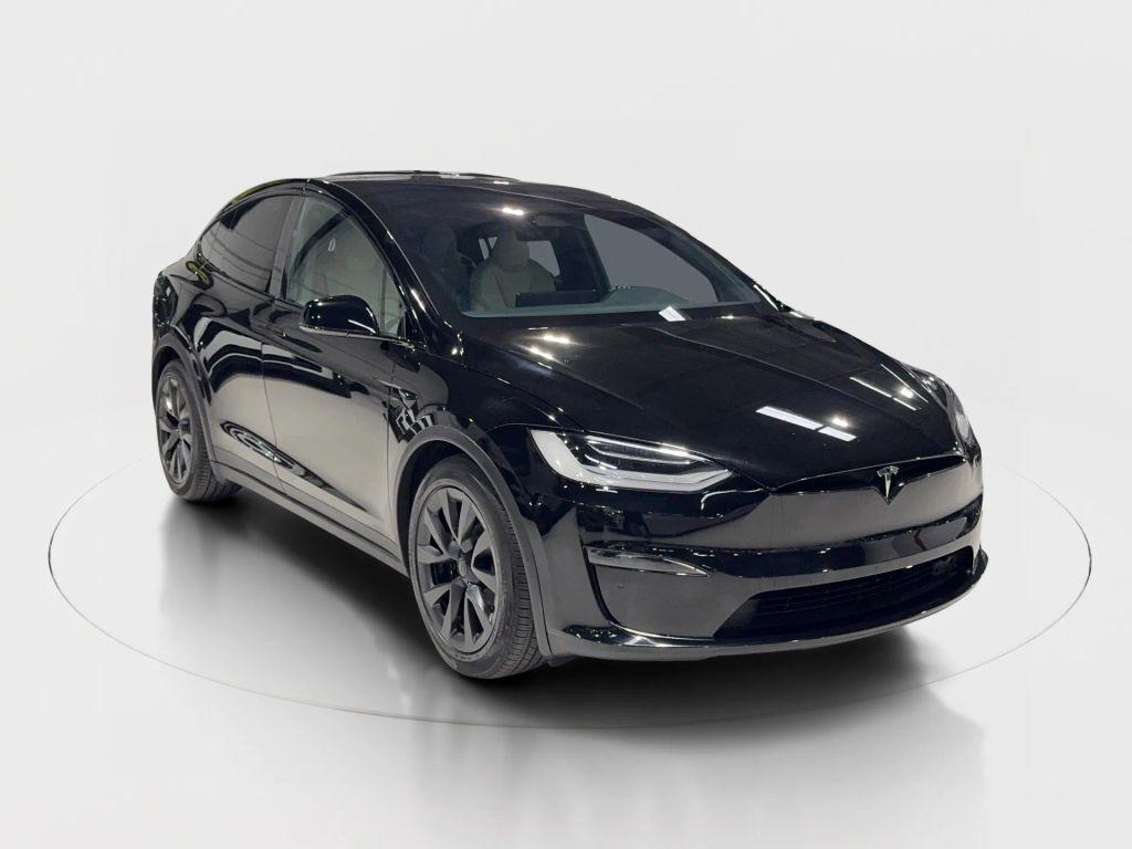 Tesla Model X 2022