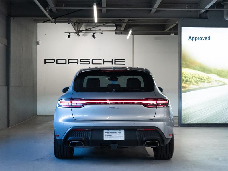Porsche Macan 2025