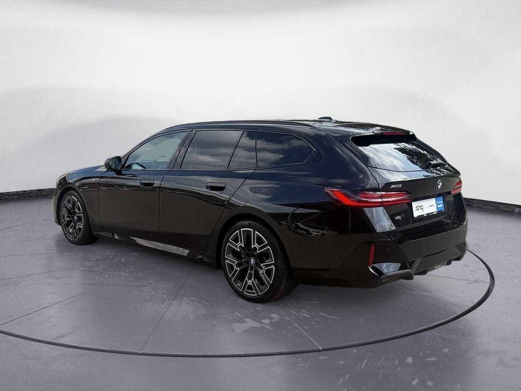 BMW 540 2025