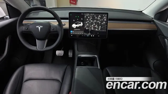 Tesla Model Y 2021