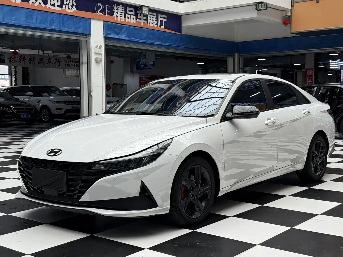Hyundai Elantra 2023