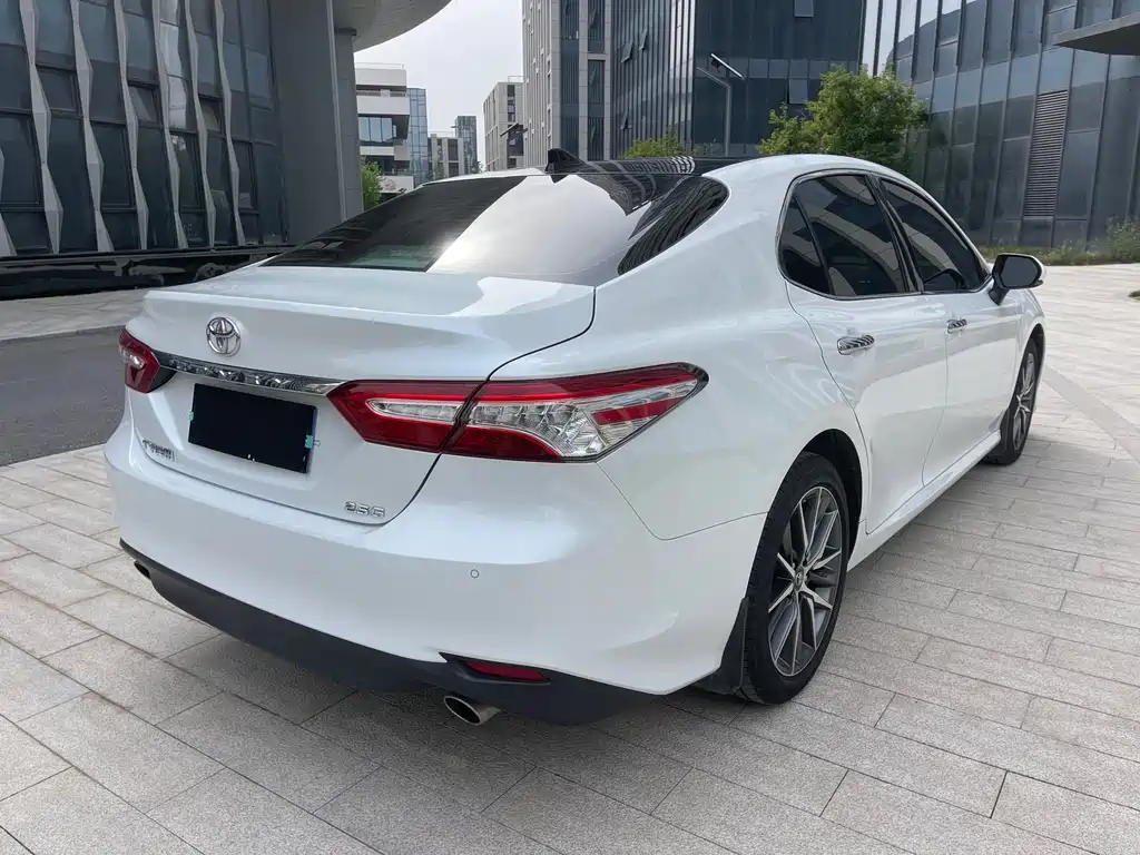 Toyota Camry 2023