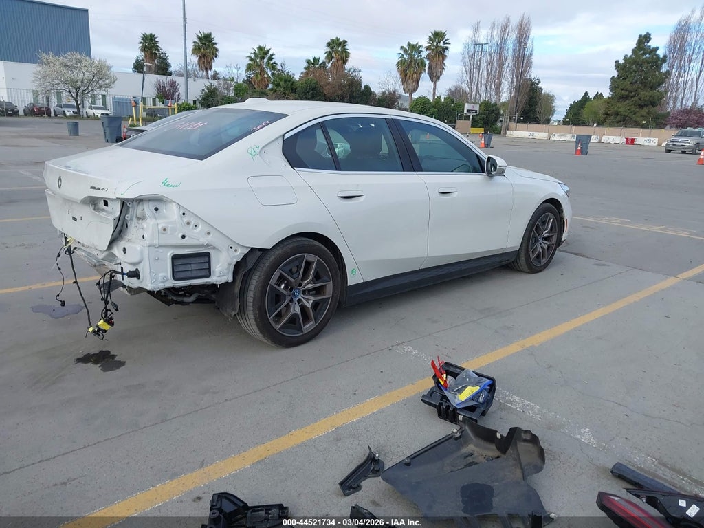 BMW i5 2024