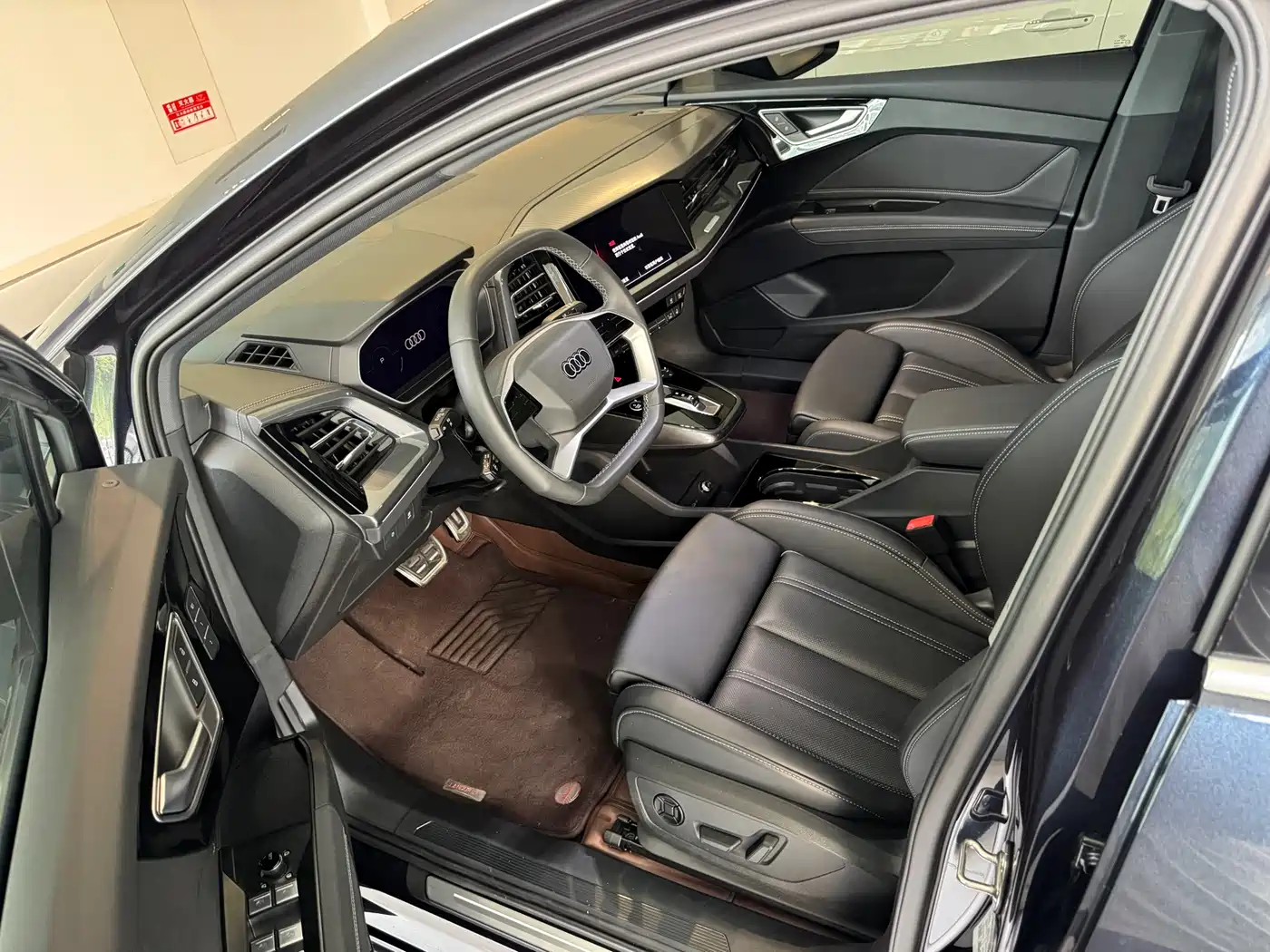 Audi Q4 e-tron 2024