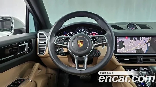 Porsche Cayenne 2021