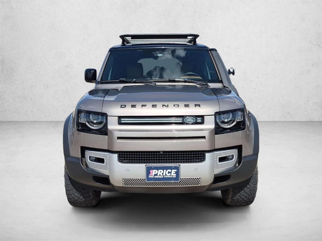 Land Rover Defender 2023