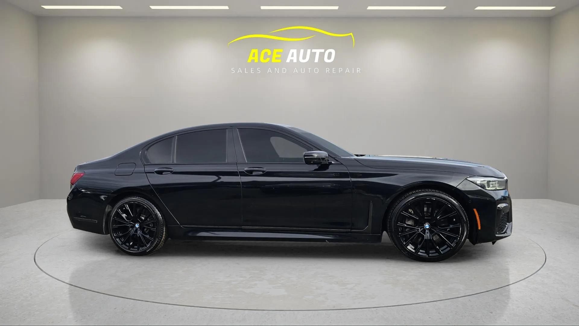 BMW 7 серии 2020